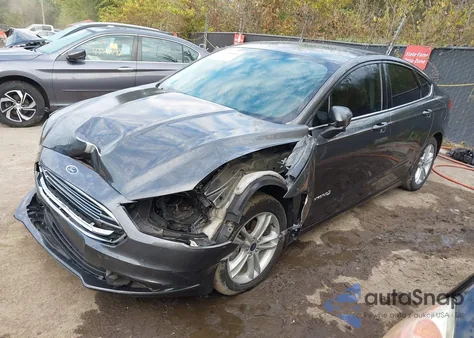 2018 Ford Fusion Hybrid Se z USA, uszkodzony, nr VIN 3FA6P0LUXJR274754